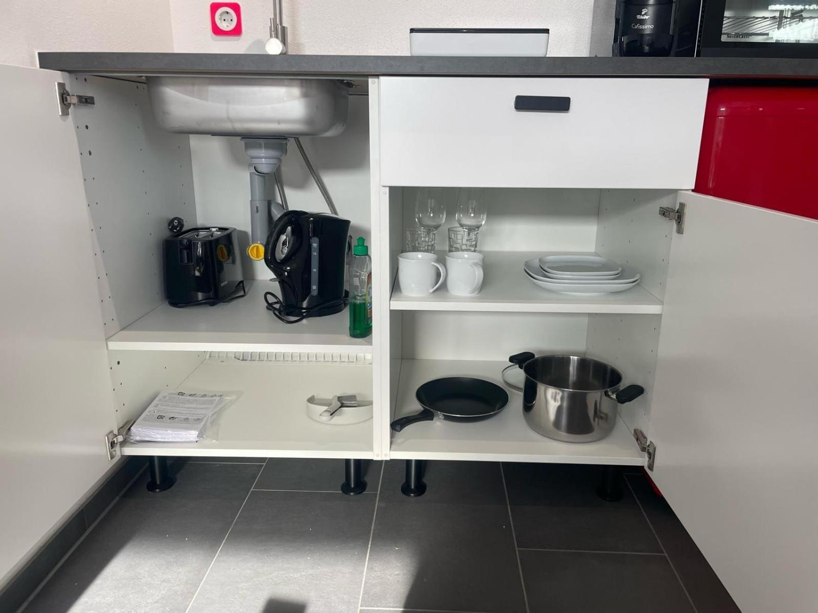 Ferienzimmer Frank, Self-Check-In Nach 21Uhr Niederalteich Buitenkant foto